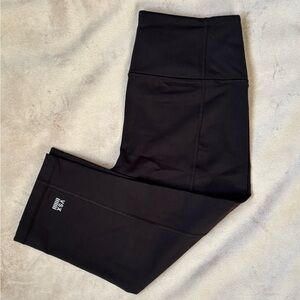 Victoria's Secret Black Cropped Leggings